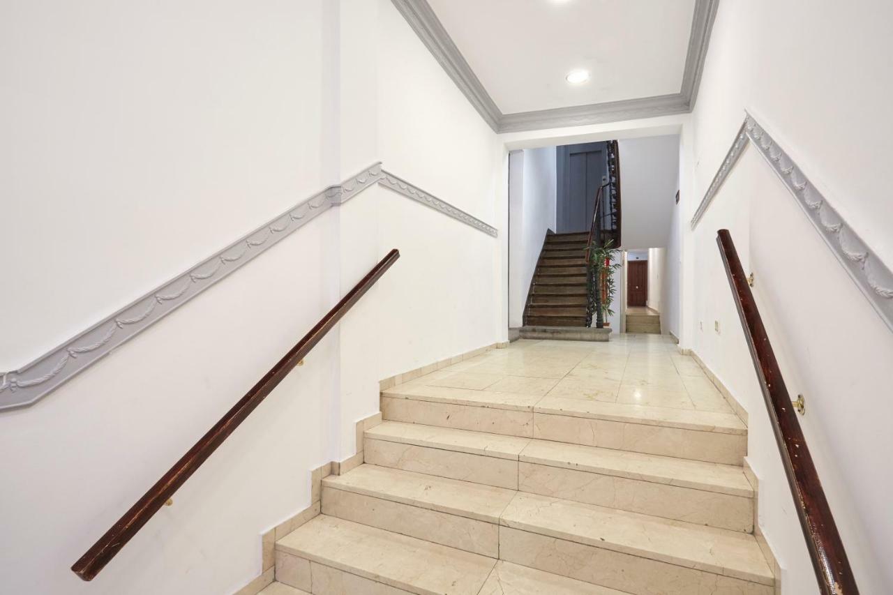 Leeways Apartment Xxx In Gran Via Madrid Buitenkant foto