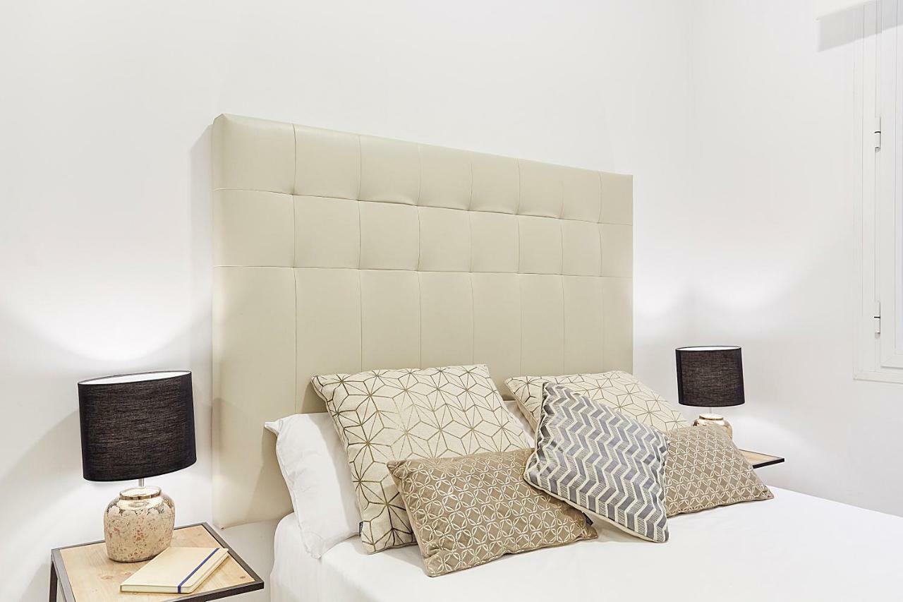 Leeways Apartment Xxx In Gran Via Madrid Buitenkant foto